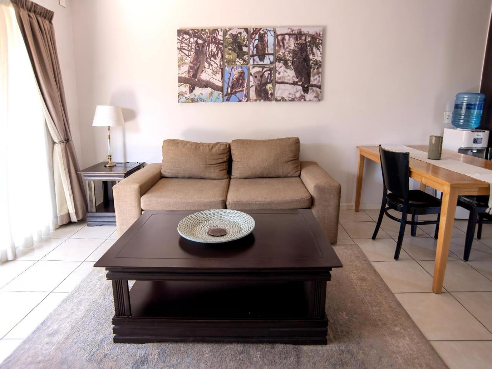 Apartments @ 125 غابورون الغرفة الصورة
