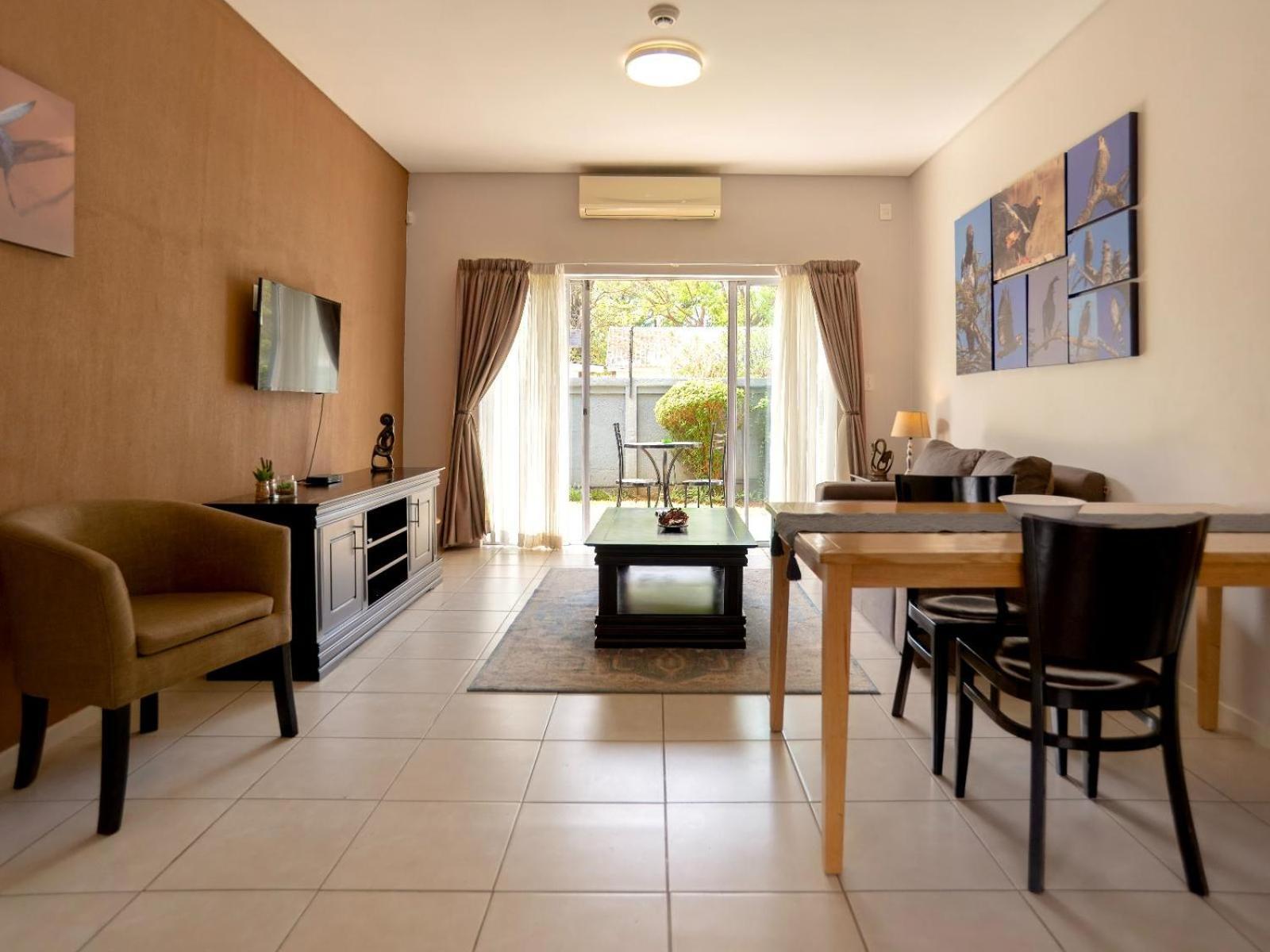 Apartments @ 125 غابورون الغرفة الصورة