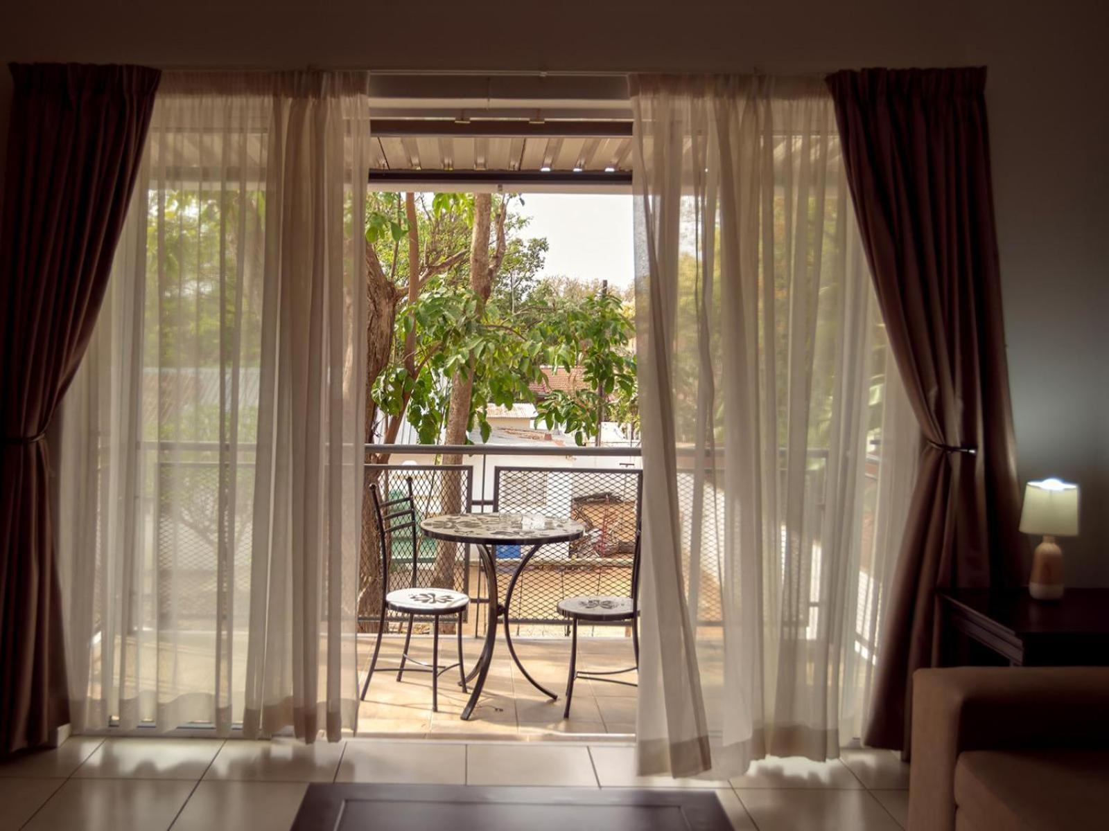 Apartments @ 125 غابورون الغرفة الصورة
