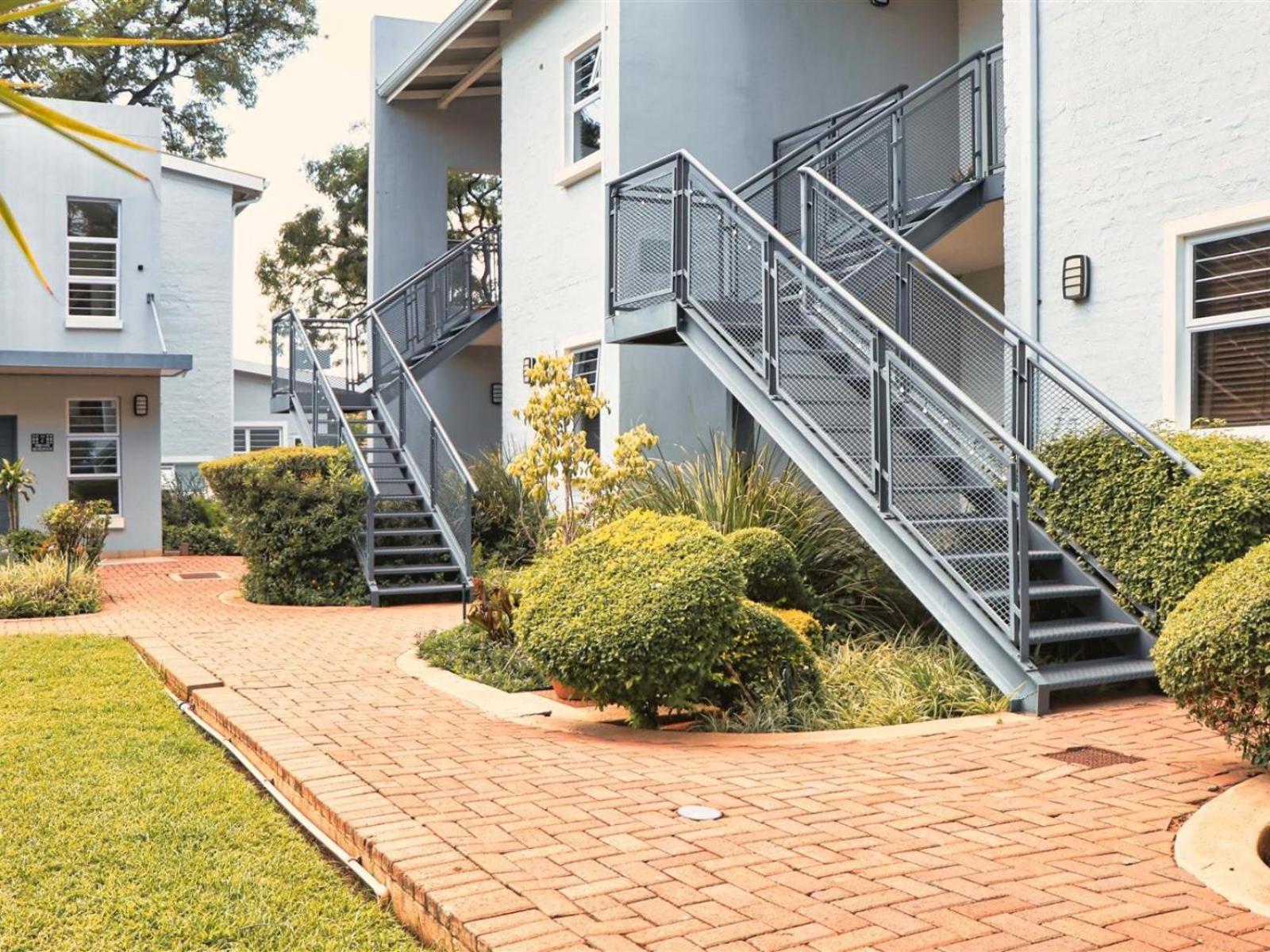 Apartments @ 125 غابورون المظهر الخارجي الصورة